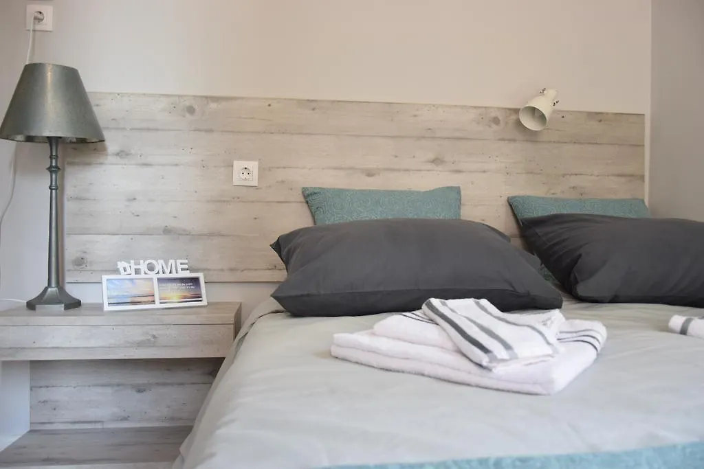 סלוניקי Megaron11 Apartments