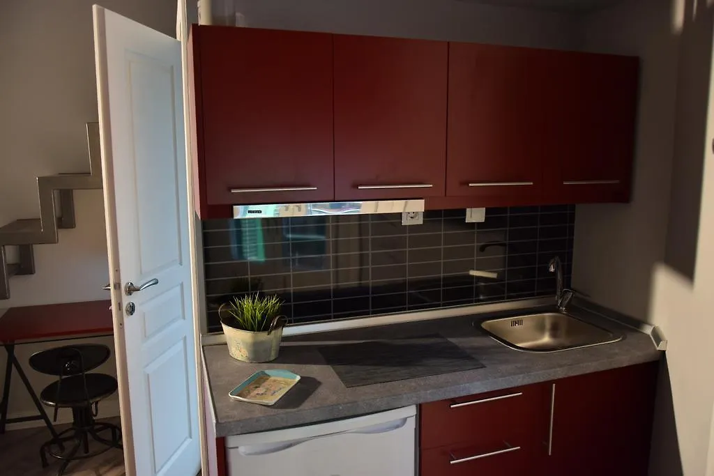 סלוניקי Megaron11 Apartments 0*,  יוון