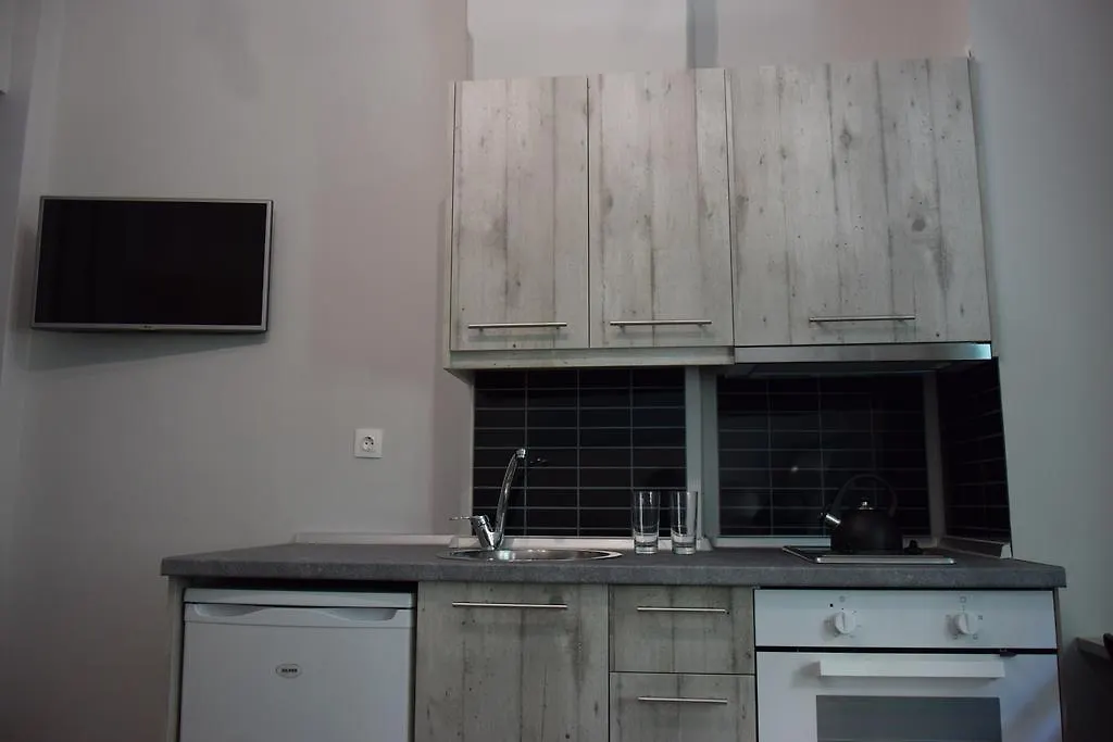 סלוניקי Megaron11 Apartments 0*,