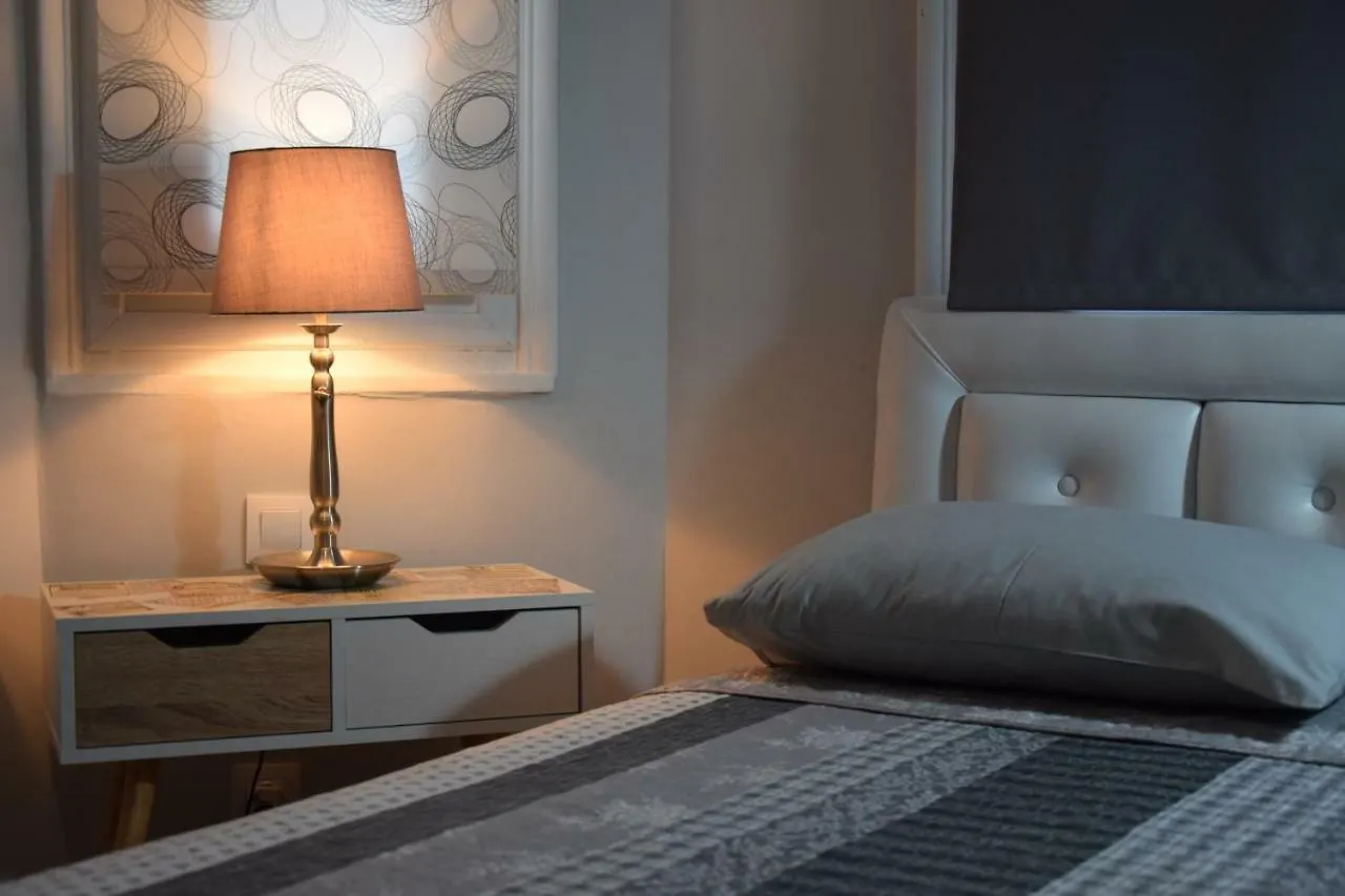 סלוניקי Megaron11 Apartments