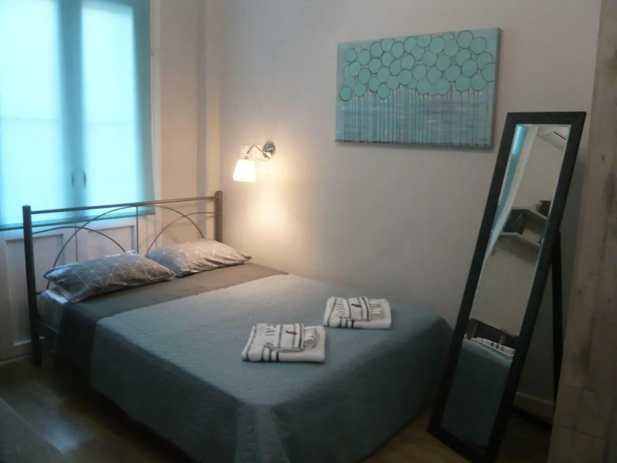 סלוניקי Megaron11 Apartments 0*,