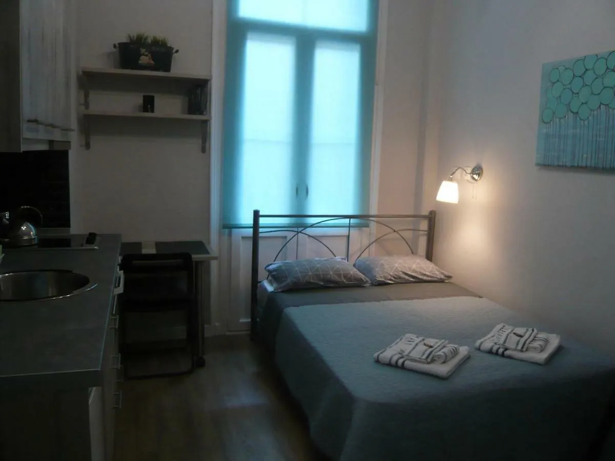 סלוניקי Megaron11 Apartments יוון